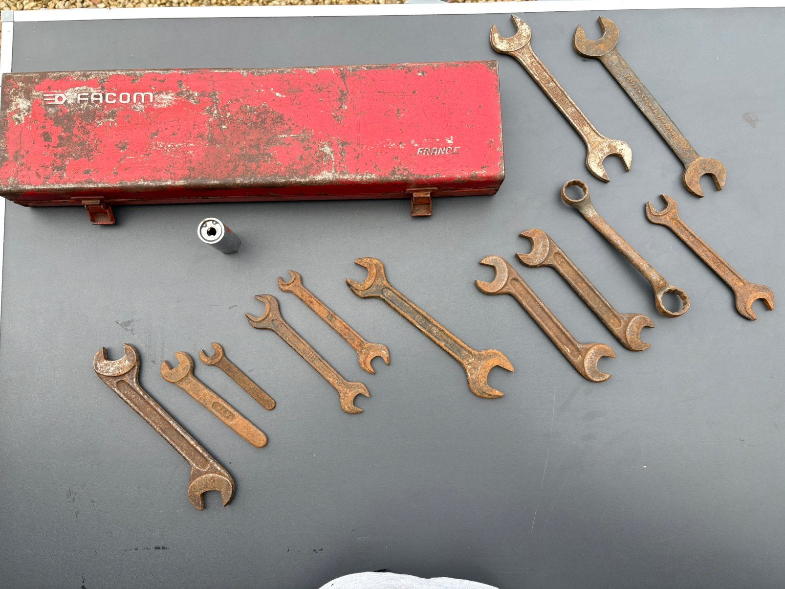 OUTILS GARAGE OUTILLAGE DIVERS LOT + FACOM IRONSIDE + coffre, Enlèvement, Comme neuf
