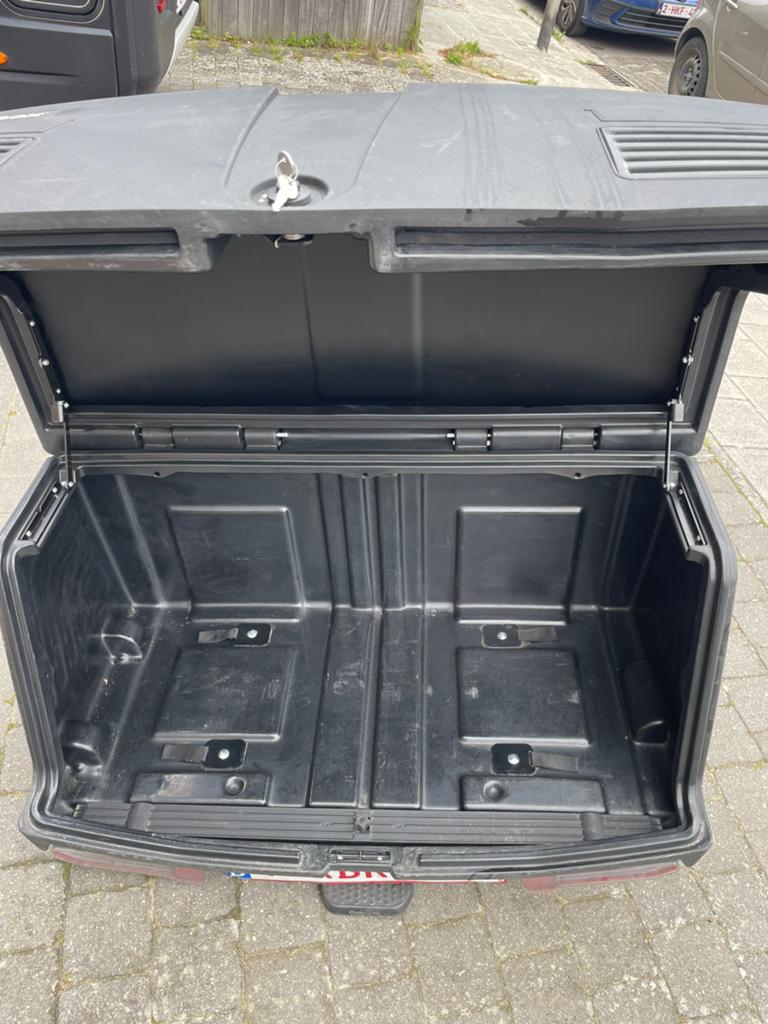 TowBox V2 noir – Coffre sur attelage 390L, Enlèvement, Utilisé