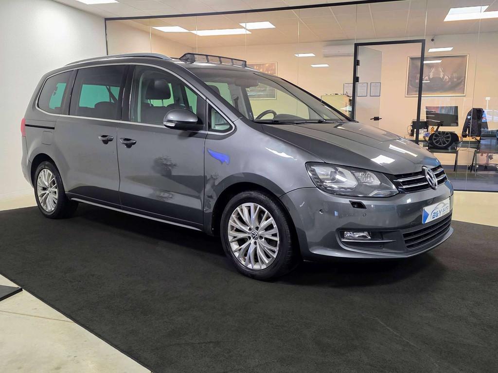 Volkswagen Sharan 2.0 TDI DSG / Highline / Pano 7zit, Autos, Cuir, Achat, Entreprise, 5 portes