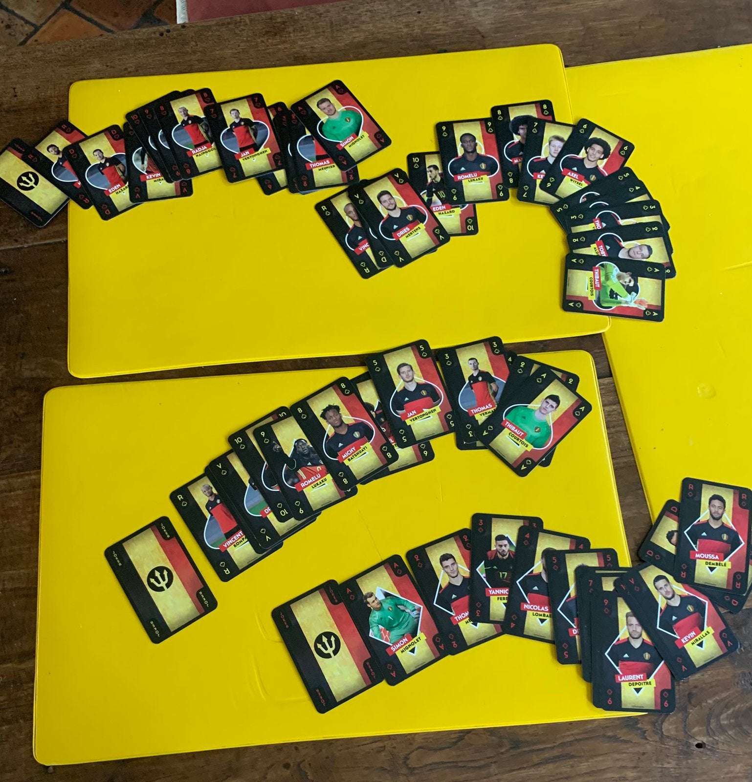 Speelkaarten rode duivels  ( 3 decks ), Ophalen of Verzenden, Nieuw, Spelerskaart