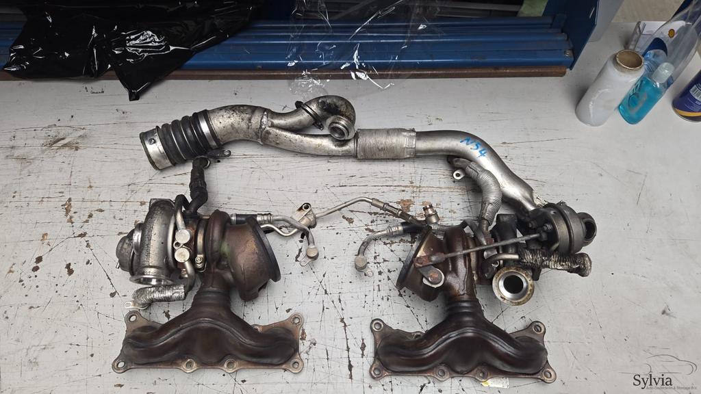 Turbo set met spruitstukken N54 BMW 1 / 3 serie E82 E88 E90, Gebruikt, -, -, Ophalen of Verzenden
