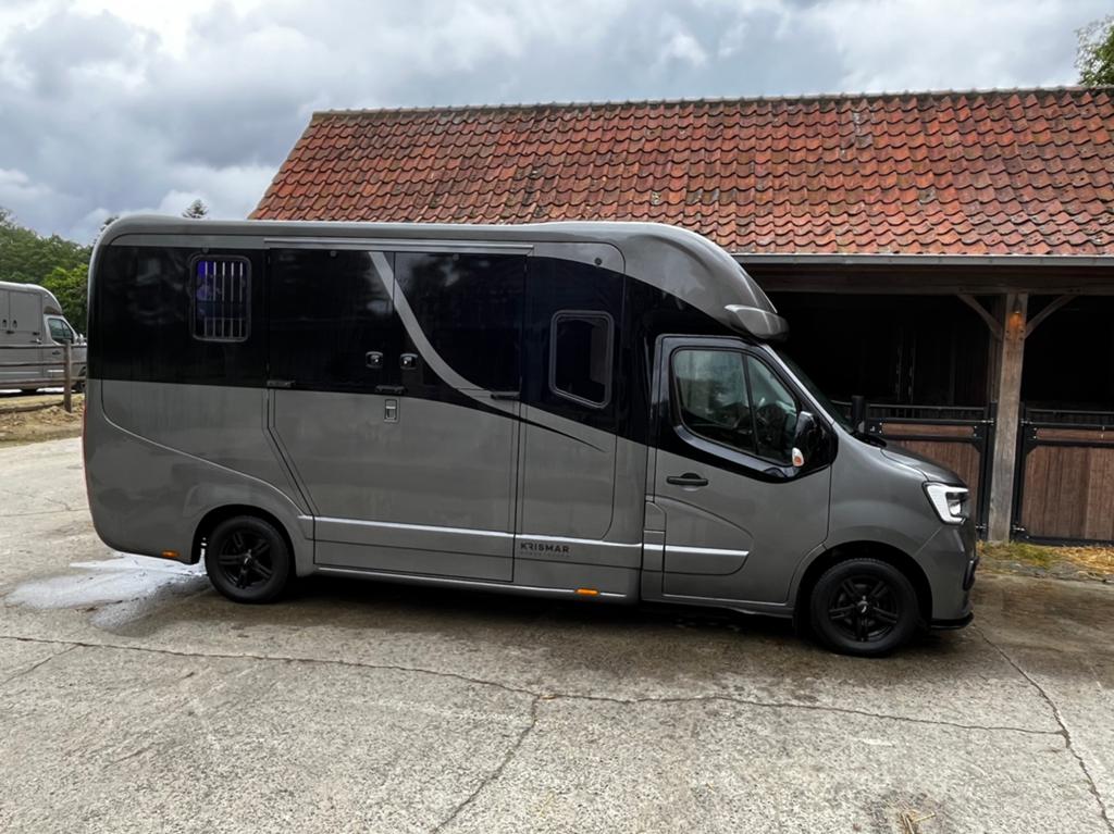 Mooie Krismar Dub.Cab. 18000km!!!! Paardencamionette, Ophalen