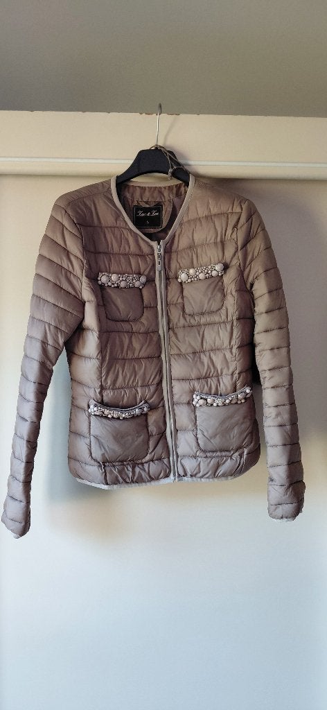 Korte dames anorak, Kleding | Dames, Beige, Zo goed als nieuw, Maat 36 (S), Ophalen