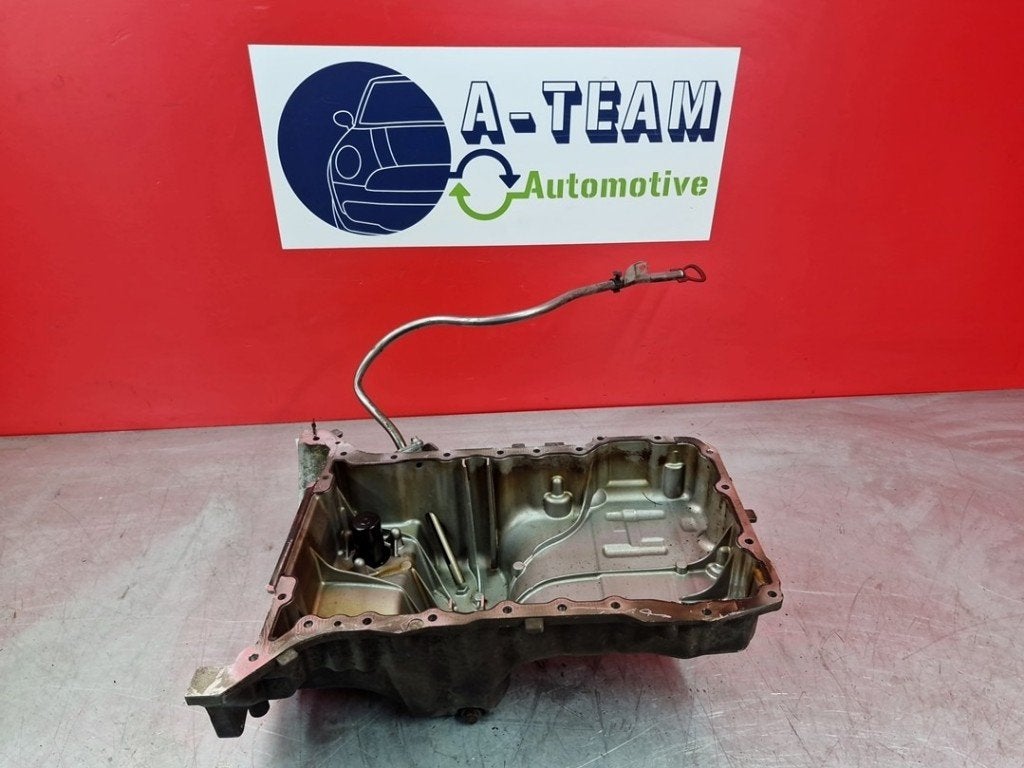 CARTER D'HUILE Mercedes-Benz C (W204) (|A2740140002|), Mercedes-Benz, Utilisé, Dialog.mb@mercedes-benz.com, Mercedes-Benz AG