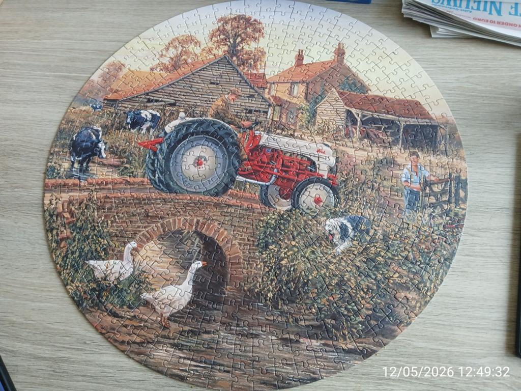 Magnifique puzzle Gibson anglais, Hobby & Loisirs créatifs, Enlèvement ou Envoi, 500 à 1500 pièces, Comme neuf, Puzzle