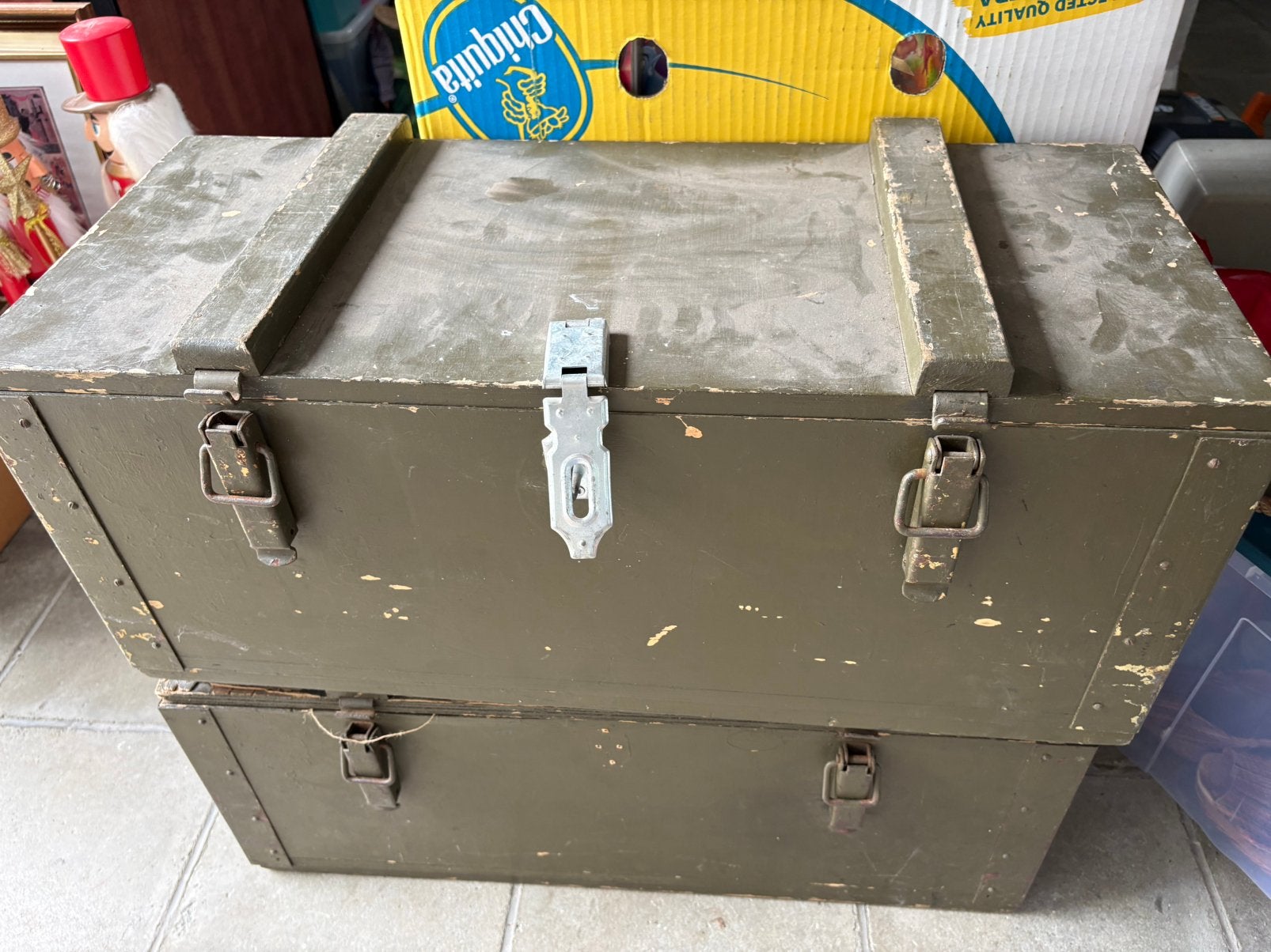 2 Caisses en bois Militaires, Enlèvement ou Envoi