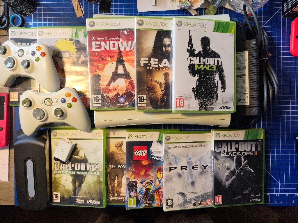 Xbox 360 Jasper V2 avec manettes et jeux, Games en Spelcomputers, Spelcomputers | Xbox 360, Gebruikt, 512 MB, 360 Arcade of Core