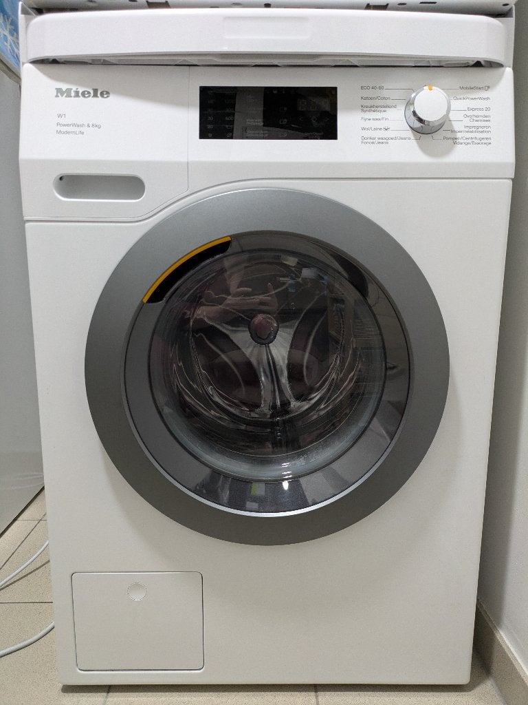 Miele WCF370 WCS PowerWash – 8 kg – WiFi/App-bediening, 1200 à 1600 tours, Programme lavage à la main, Comme neuf, Chargeur frontal