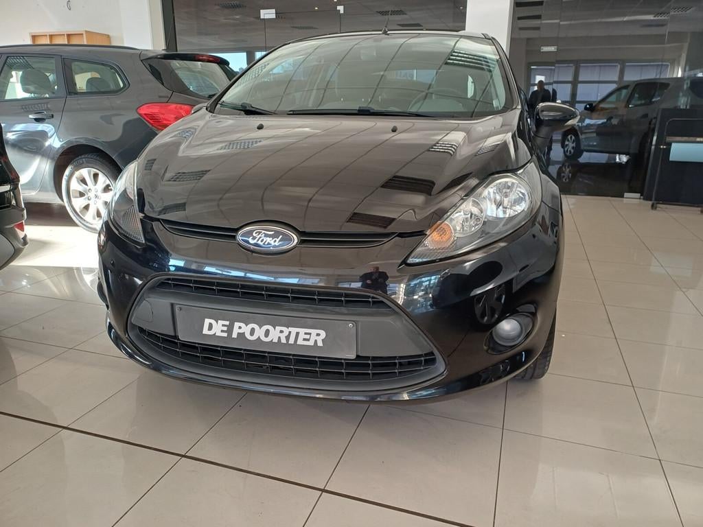 Ford Fiesta 1242cc benzine manueel, Auto's, Gebruikt, Handgeschakeld, Particulier, Fiësta