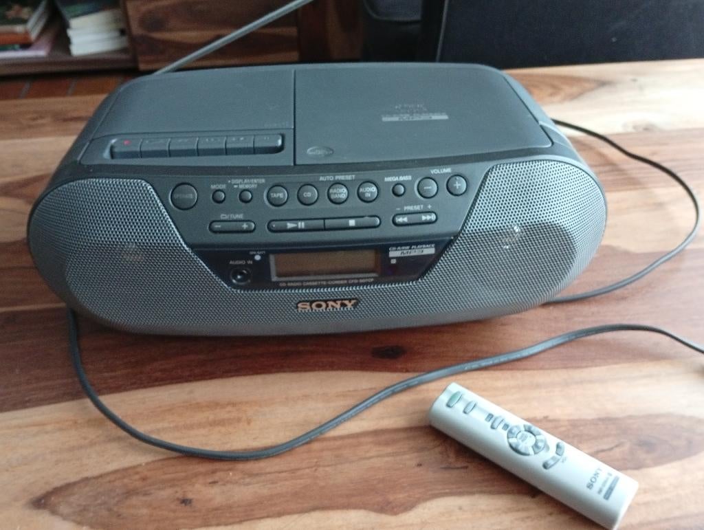 Sony radio cd cassette, TV, Hi-fi & Vidéo, Radios, Comme neuf, Autres types, Enlèvement