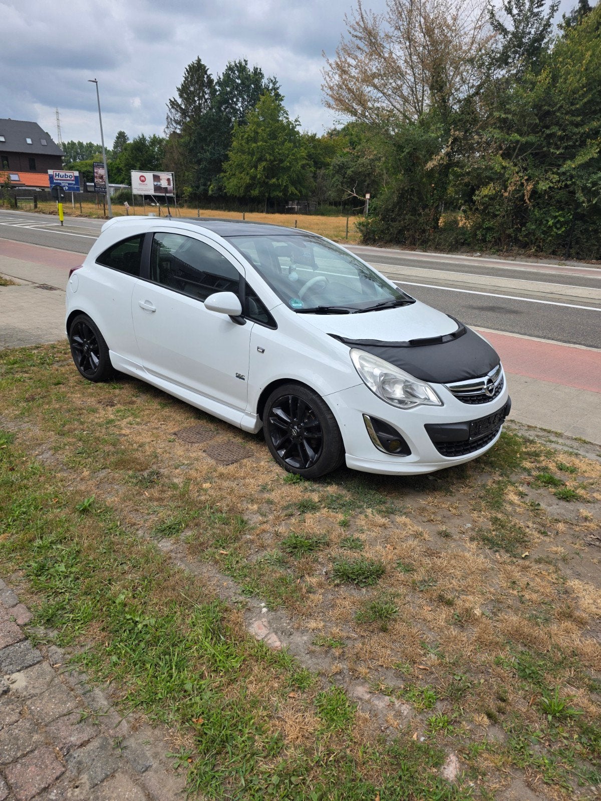 opel corsa 1.4 benzine opc line
opc line
nieuwe radio met ui, Auto's, Opel, Euro 5, Zwart, Handgeschakeld, Corsa