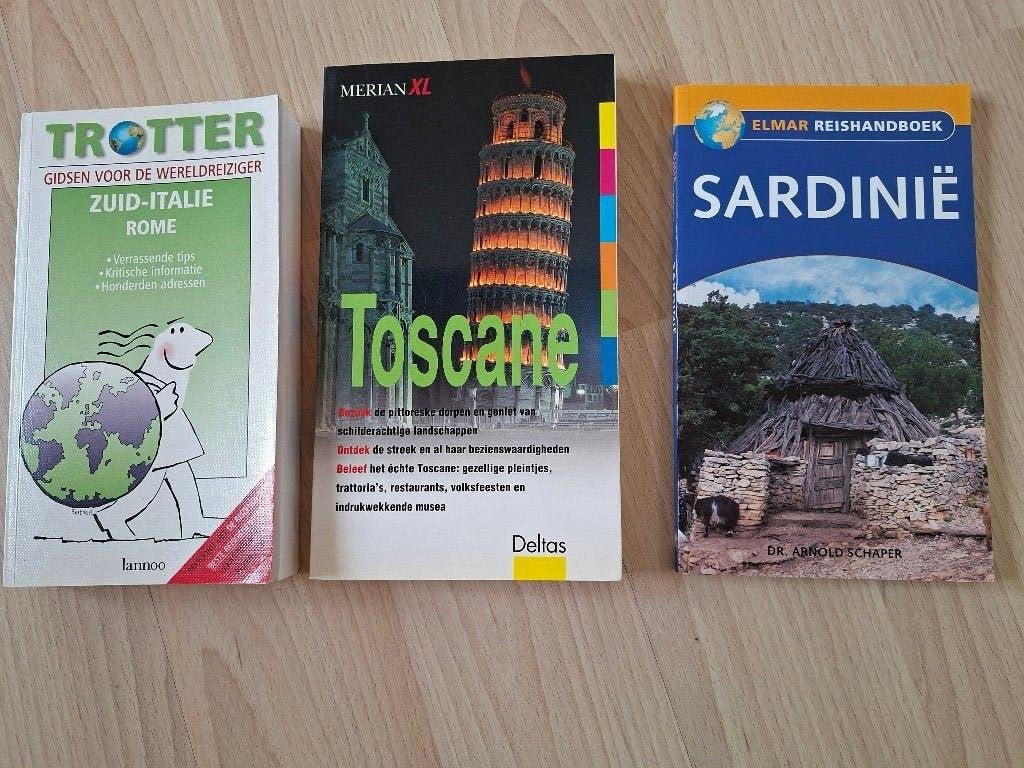 3 reisgidsen Italië : Toscane - Sardinië - Zuid-Italië/Rome, Boeken, Ophalen of Verzenden, Zo goed als nieuw, Overige merken