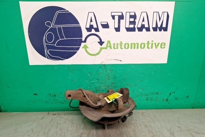 FUSEE AVANT GAUCHE Suzuki Alto (01-2009/-), Suzuki-Allee 7
64625  Bensheim, DE, Suzuki Deutschland GmbH, Kontakt@suzuki.de, Utilisé