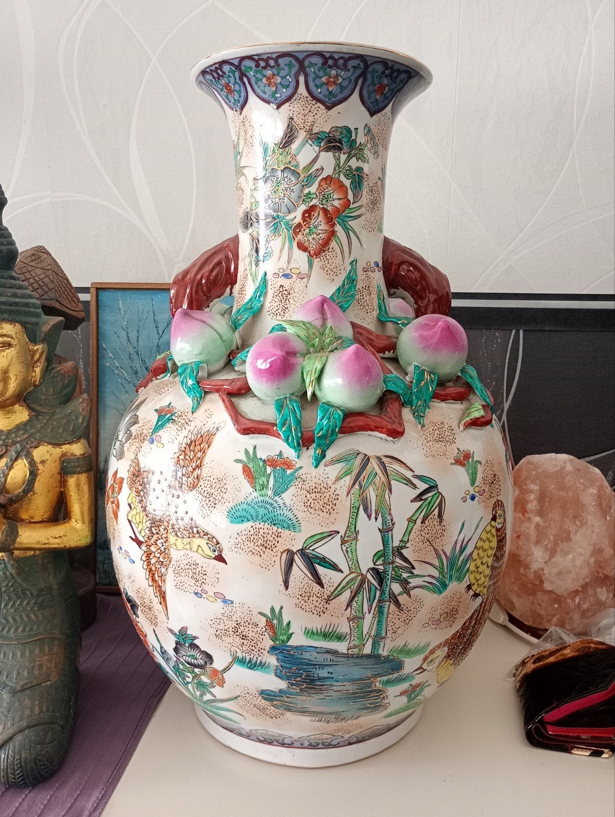 Grand vase chinois, Enlèvement