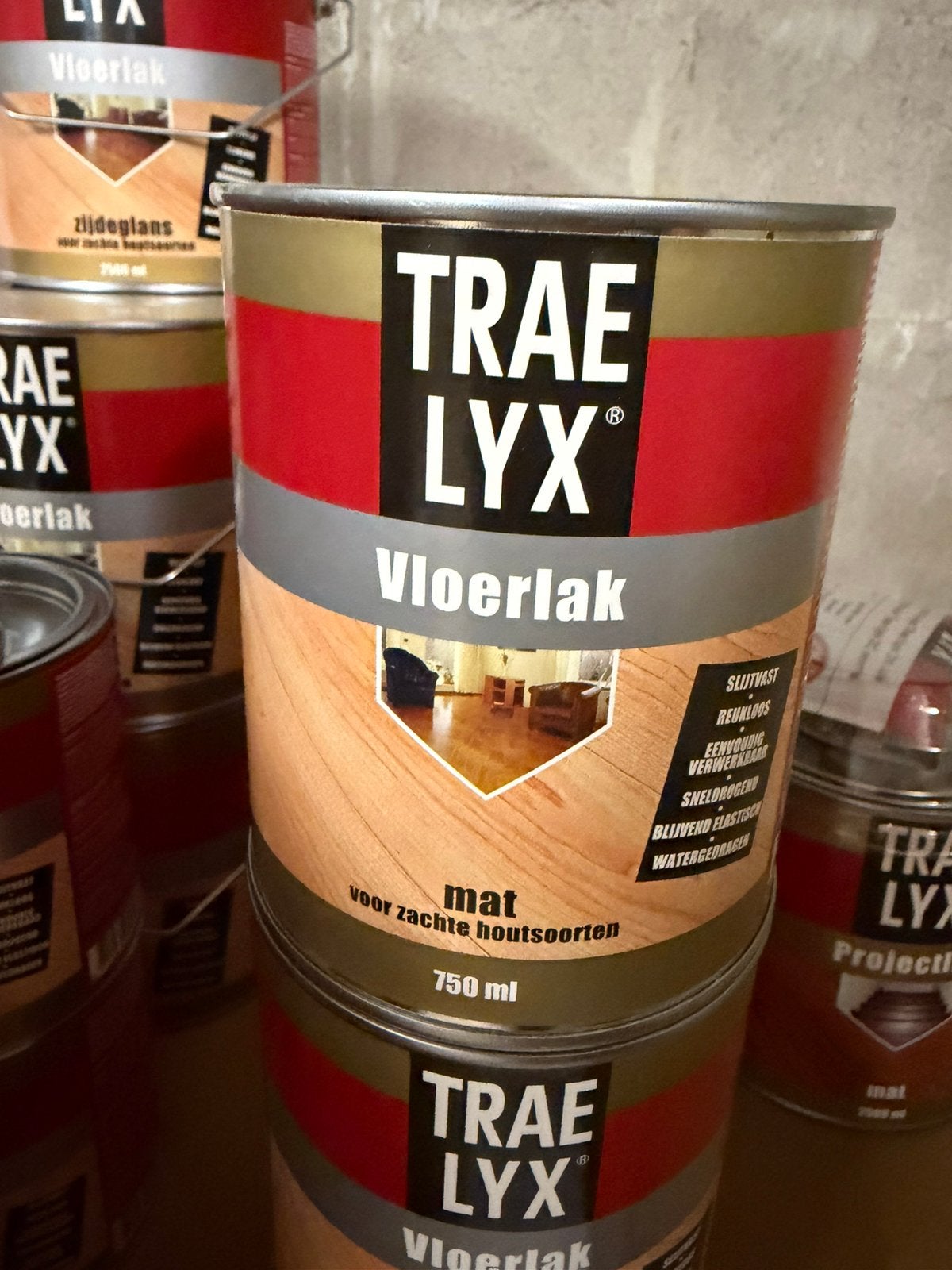 Trae Lyx kleurloze vloerlak 0,75l en 2,5liter, Bricolage & Construction, Peinture, Vernis & Laque, Enlèvement ou Envoi, Neuf, Laque