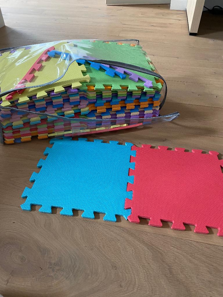 Speelmat tegels gekleurd, Ophalen, Gebruikt