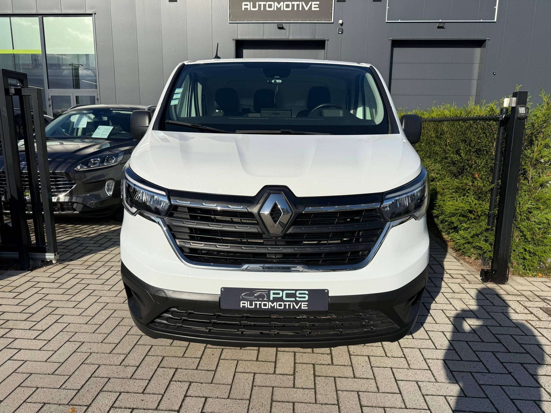 Renault Trafic 2.0 Diesel / 16.000 km / L1H1 / 1e Eigenaar /, Autos, Achat, Entreprise, Ordinateur de bord, Boîte manuelle