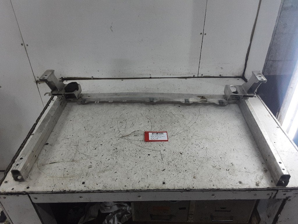 VOORBRUG Mercedes-Benz A Limousine (177.1) (A17762045007), Gebruikt, Mercedes-Benz, Dialog.mb@mercedes-benz.com, Mercedes-Benz AG