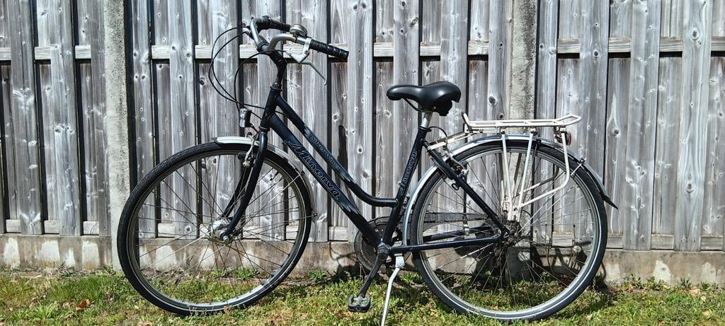 Vrouwenfiets Minerva, Ophalen