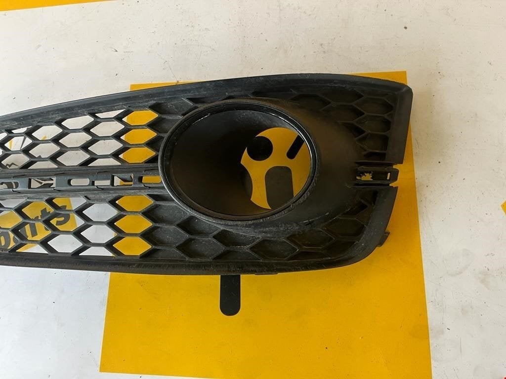 Mistlamp lamp grill voor Audi A3 8P origineel 2009-2013, Auto-onderdelen, Info@fabrikant.eu, Fabrikantstraat 1
1000 AA  Amsterdam, NL