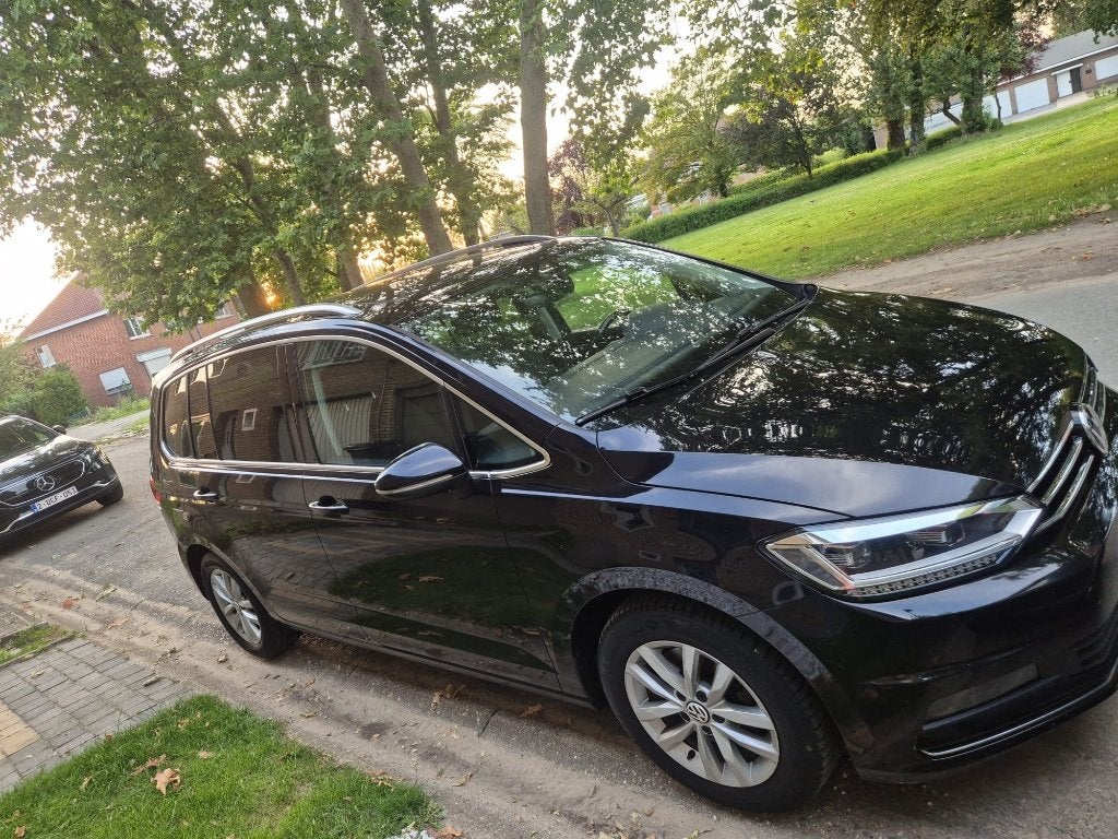 Volkswagen Touran 2019 Highline 1.6TDI, Autos, Cuir et Alcantara, Achat, Euro 6, 1595 kg