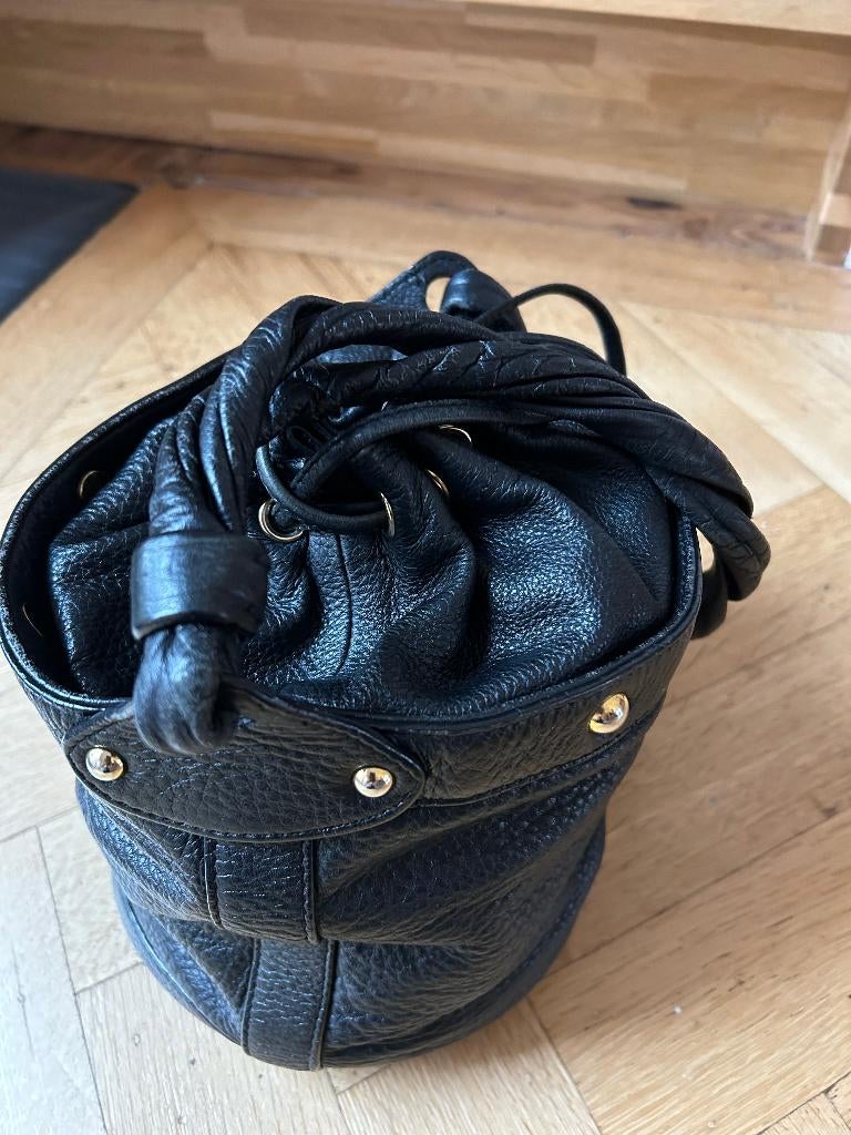 Twee tassen - echt leer, Handtassen en Accessoires, Tassen | Damestassen, Gebruikt, Schoudertasje, Zwart, Ophalen