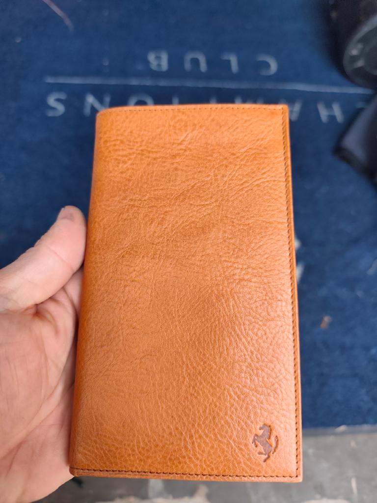 Ferrari schedoni wallet vintage.( NIEUW), Handtassen en Accessoires, Portemonnees, Ophalen