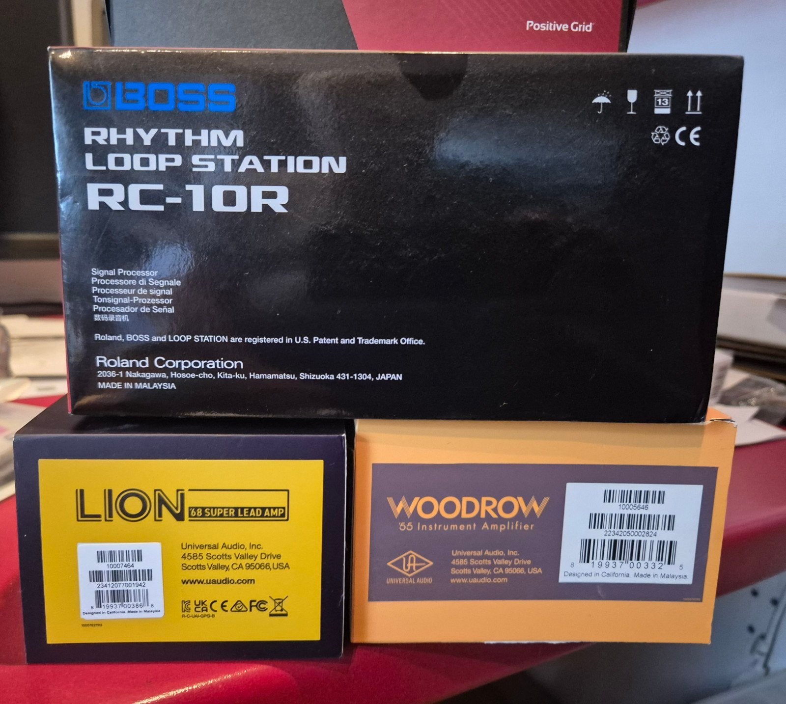 Déstockage Pédales Universal Audio, Boss, Strymon, Enlèvement ou Envoi, Comme neuf, Delay ou Écho