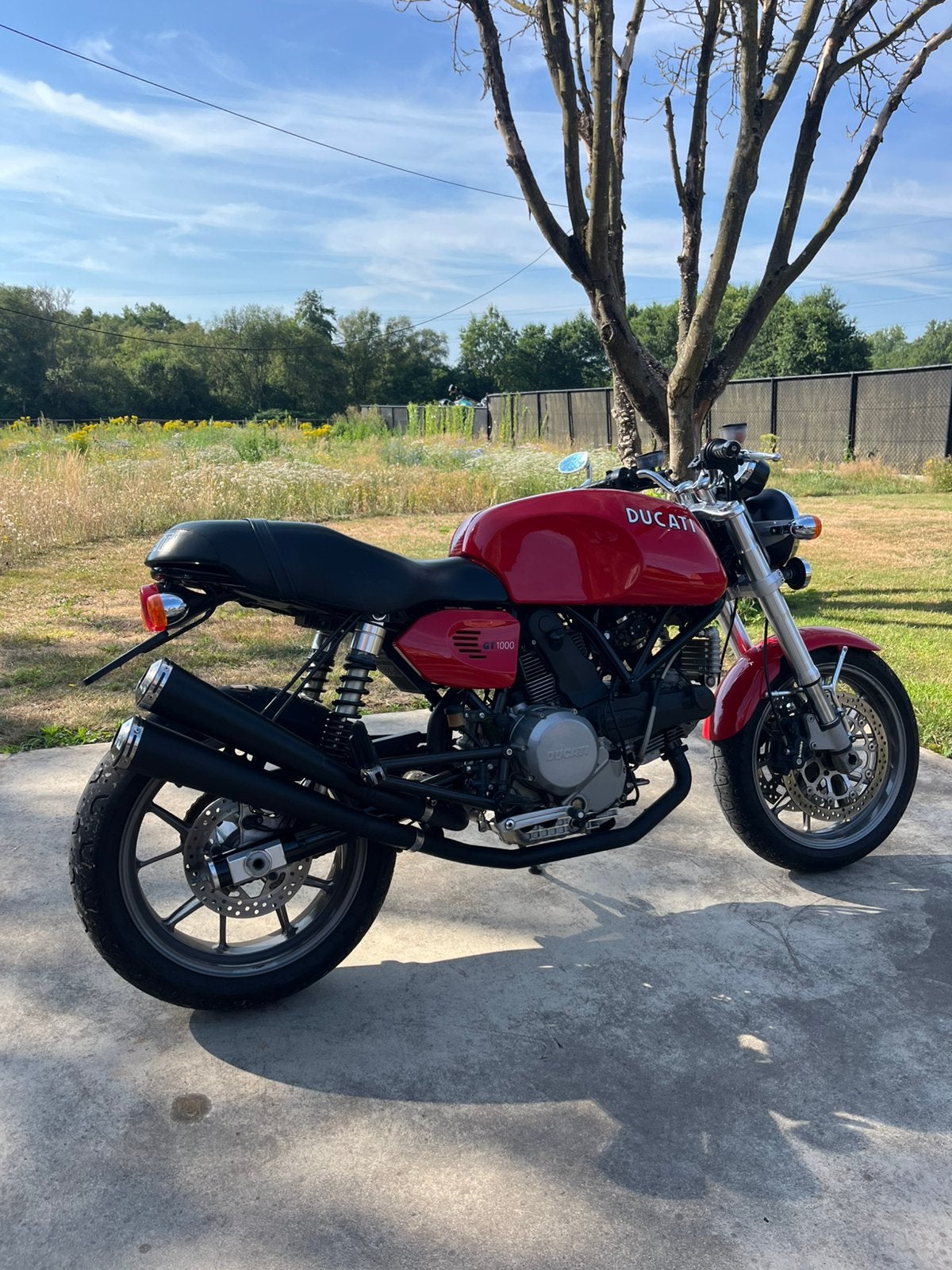 Ducati GT1000 Termignoni topstaat 16 000 km, Motos, Motos | Ducati, Permis Moto A, Occasion, Plus de 35 kW, Échappement sport