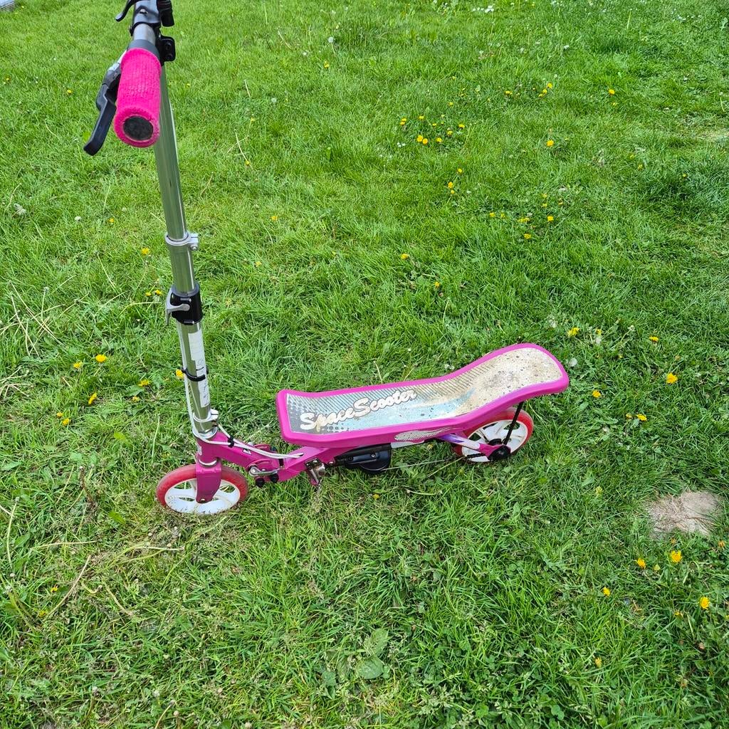 Space scooter, Fietsen en Brommers, Ophalen