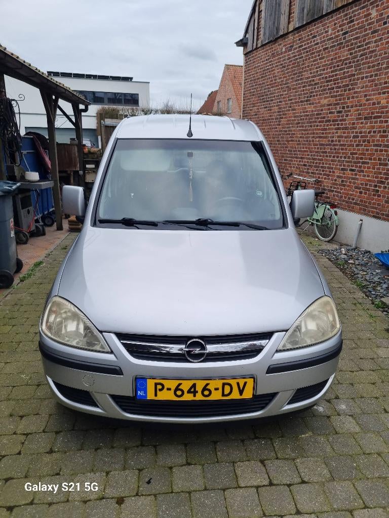 Opel combo tour 1.6 2010 zilver grijs, Argent ou Gris, Achat, 87 kW, Noir