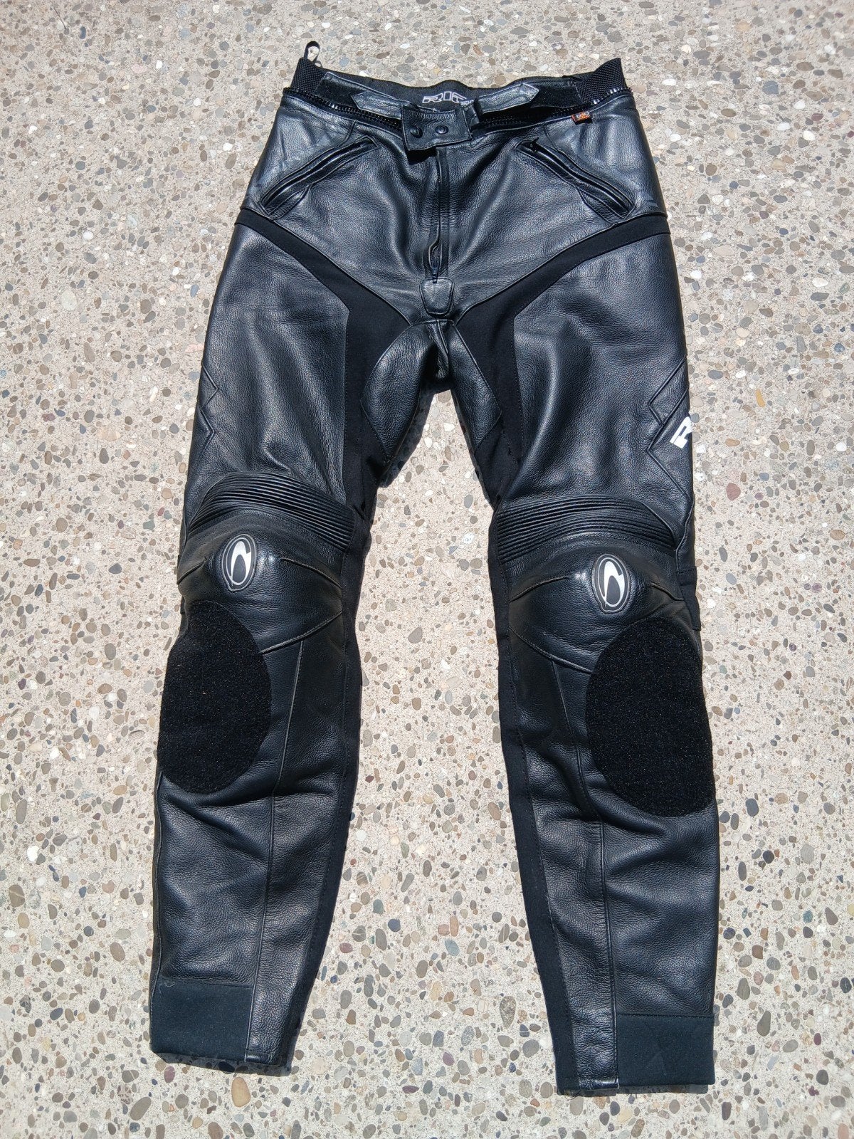 Richa lederen motorbroek, Motoren, Kleding | Motorkleding, Ophalen