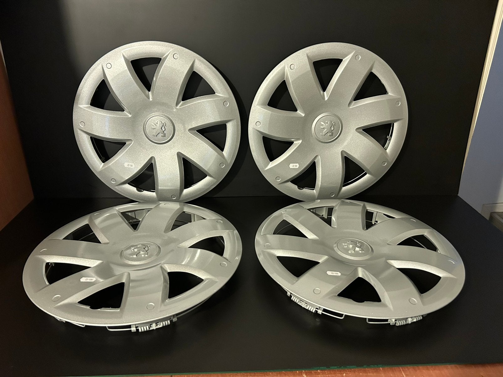 4 originele Peugeot wieldoppen, 207,208,307,308 partner 15", Auto diversen, Wieldoppen, Ophalen of Verzenden, Nieuw