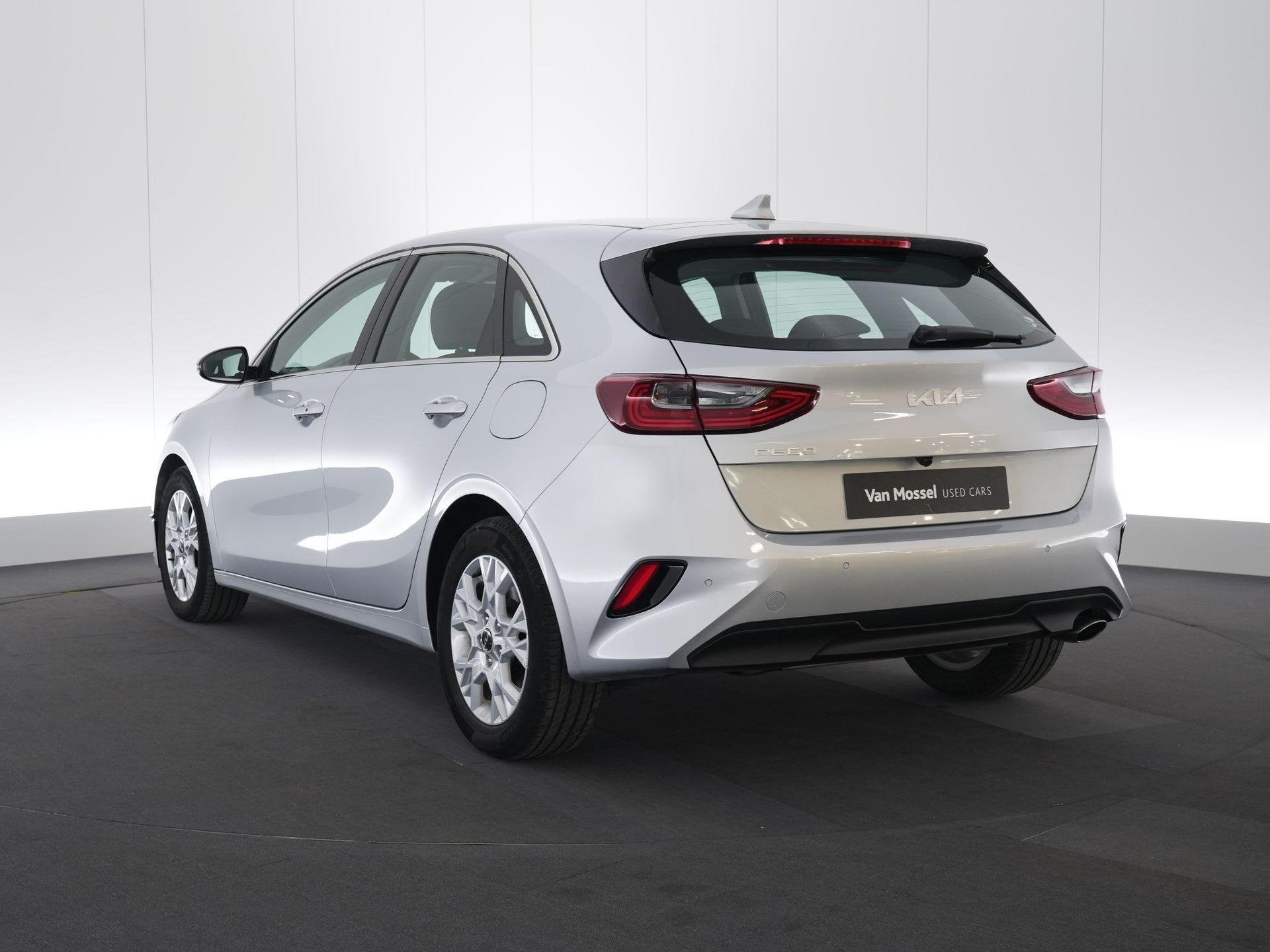 Kia cee'd Pulse 1.0 T-GDI 120 MHEV DCT ISG (automatique), Argent ou Gris, Achat, Electronic Stability Program (ESP), Entreprise