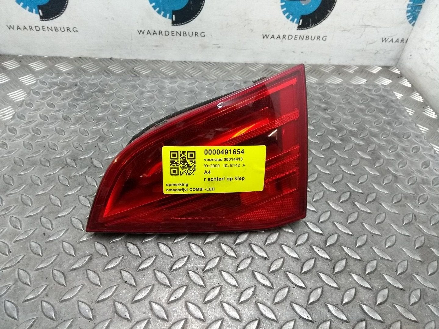AUDI A4 2.0 TFSI Pro Line ACHTERLICHT R 2009, Ophalen of Verzenden, Gebruikt, ARN erkend
