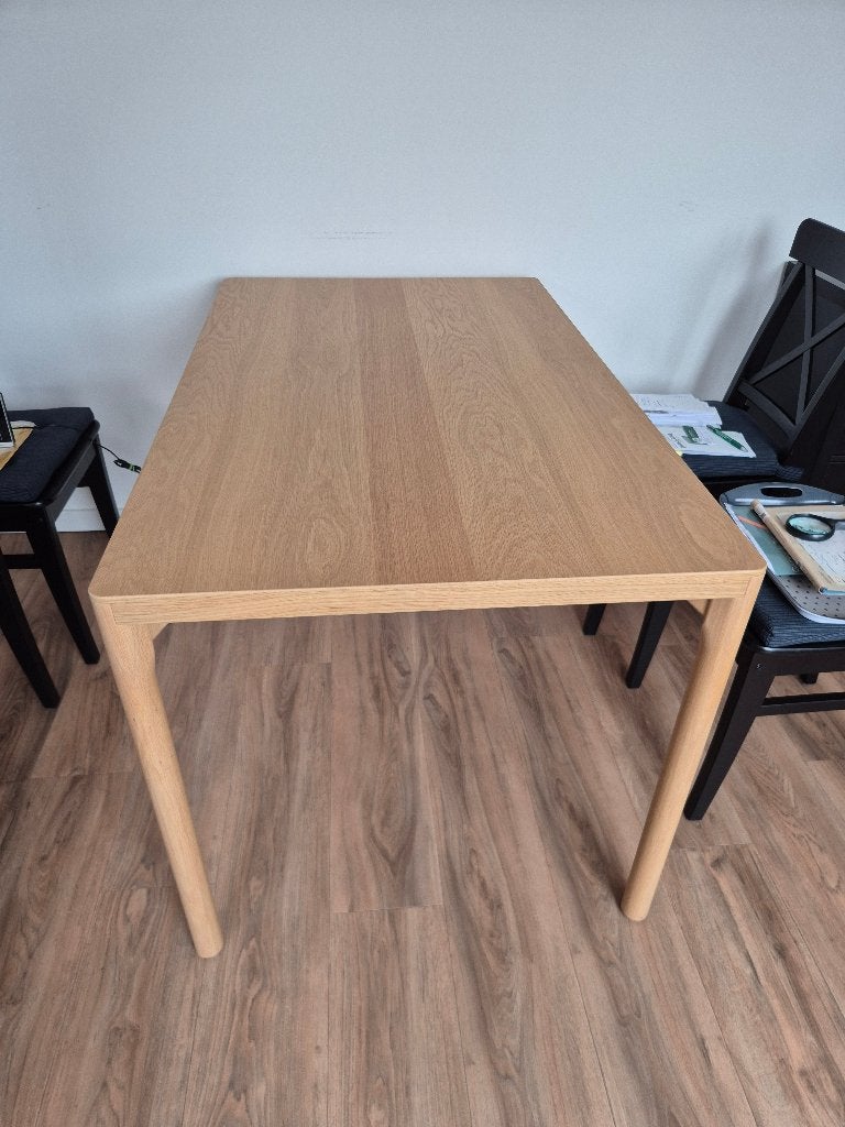 IKEA - Ravaror - eikenfineer 4 persoons- tafel, 100 tot 150 cm, Eikenhout, Zo goed als nieuw, Vier personen