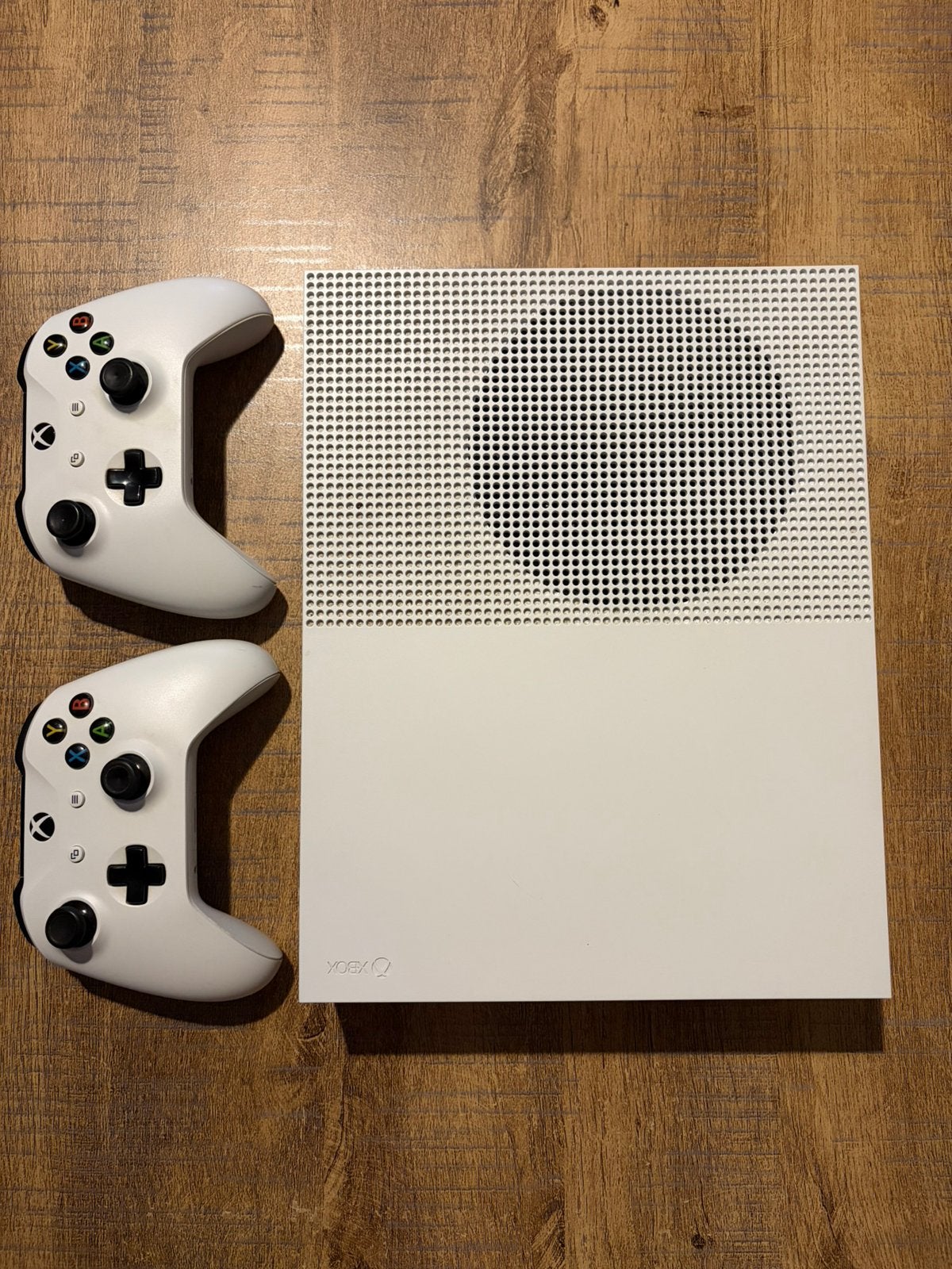 Xbox One S 500Go + 2 manettes, Consoles de jeu & Jeux vidéo, 500 GB, Xbox One, Enlèvement, Utilisé