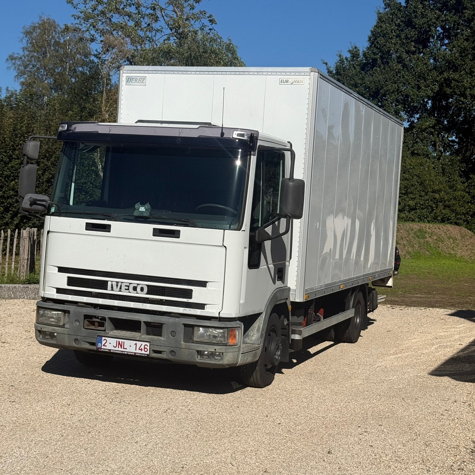 Iveco Eurocarge vrachtwagen met laadklep, Elektrische ramen, Iveco, Wit, Diesel