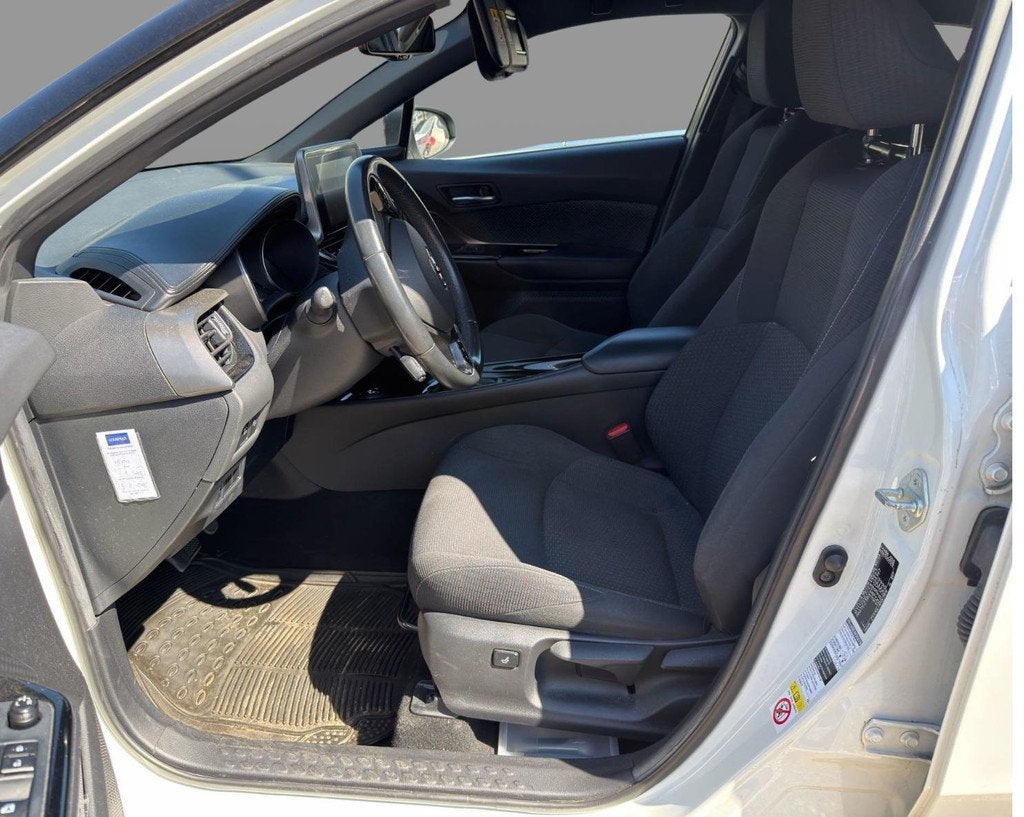 Toyota C-HR 1.8 VVT i-Hybrid C-Lub Aut. | Trekhaak | Achteru, Auto's, Euro 6, Automatische klimaatregeling, Bedrijf, 5 deurs