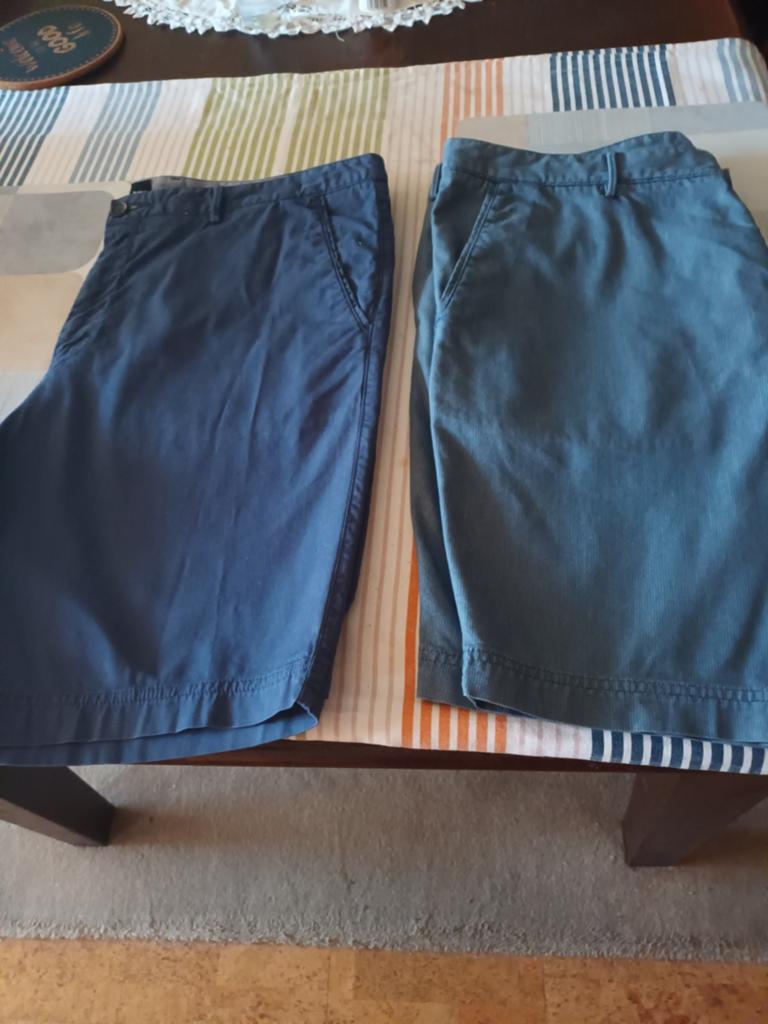 2 nouveaux shorts bermudas 'HUGO BOSSS' e, Enlèvement ou Envoi, Taille 52/54 (L), Bleu