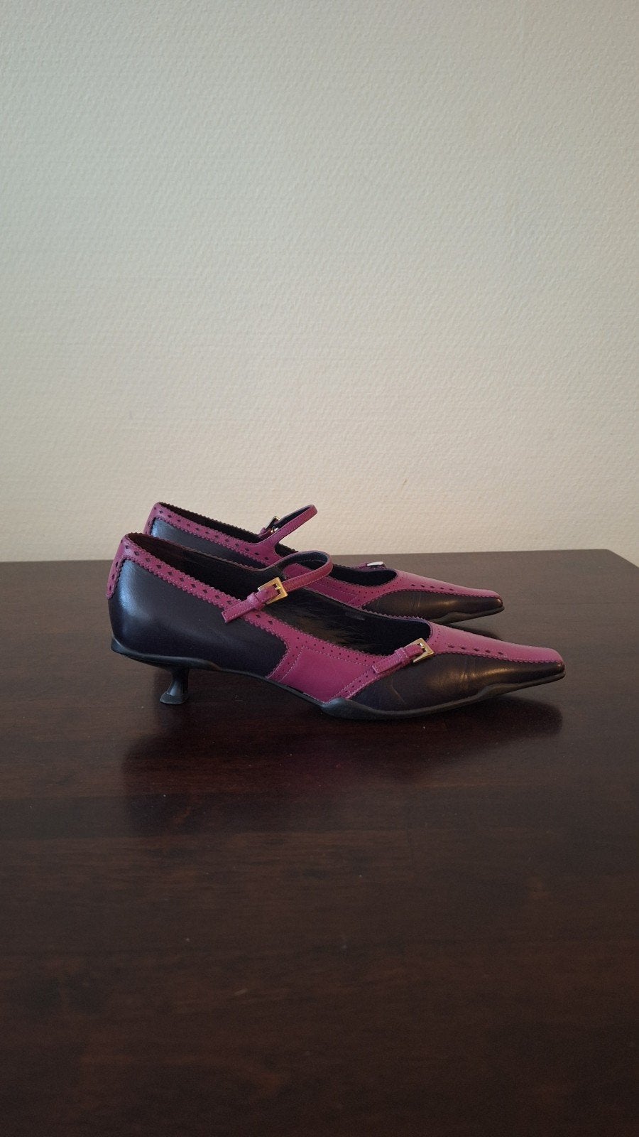 PRADA kitten heel schoen blauw paars maat 39, Pumps, Prada, Blauw, Ophalen of Verzenden