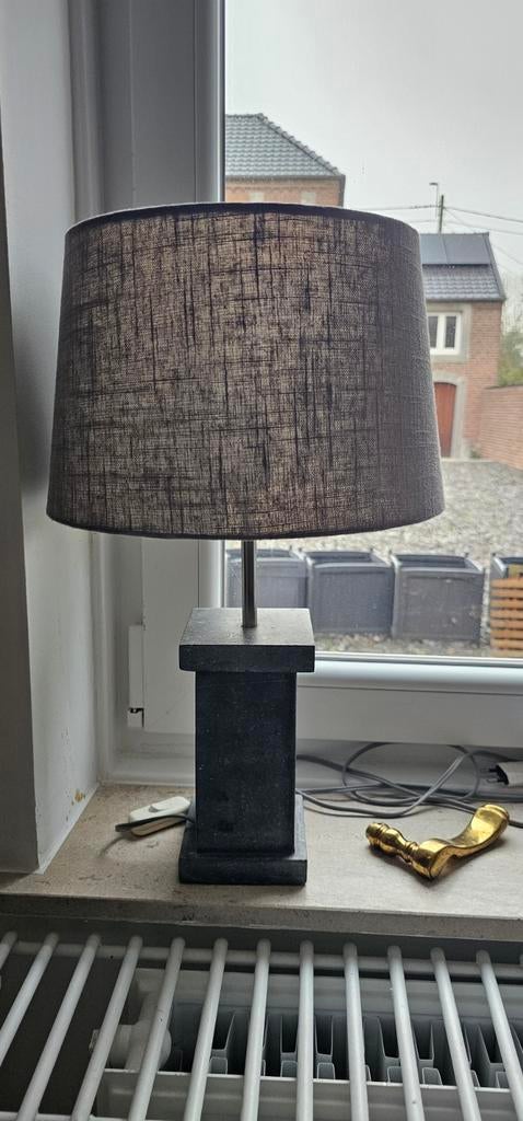 Lampes, Enlèvement