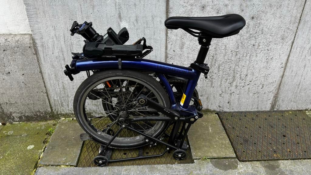Brompton electrique bleu, Vélos & Vélomoteurs, Vélos | Vélos pliables, Comme neuf, Brompton, Enlèvement