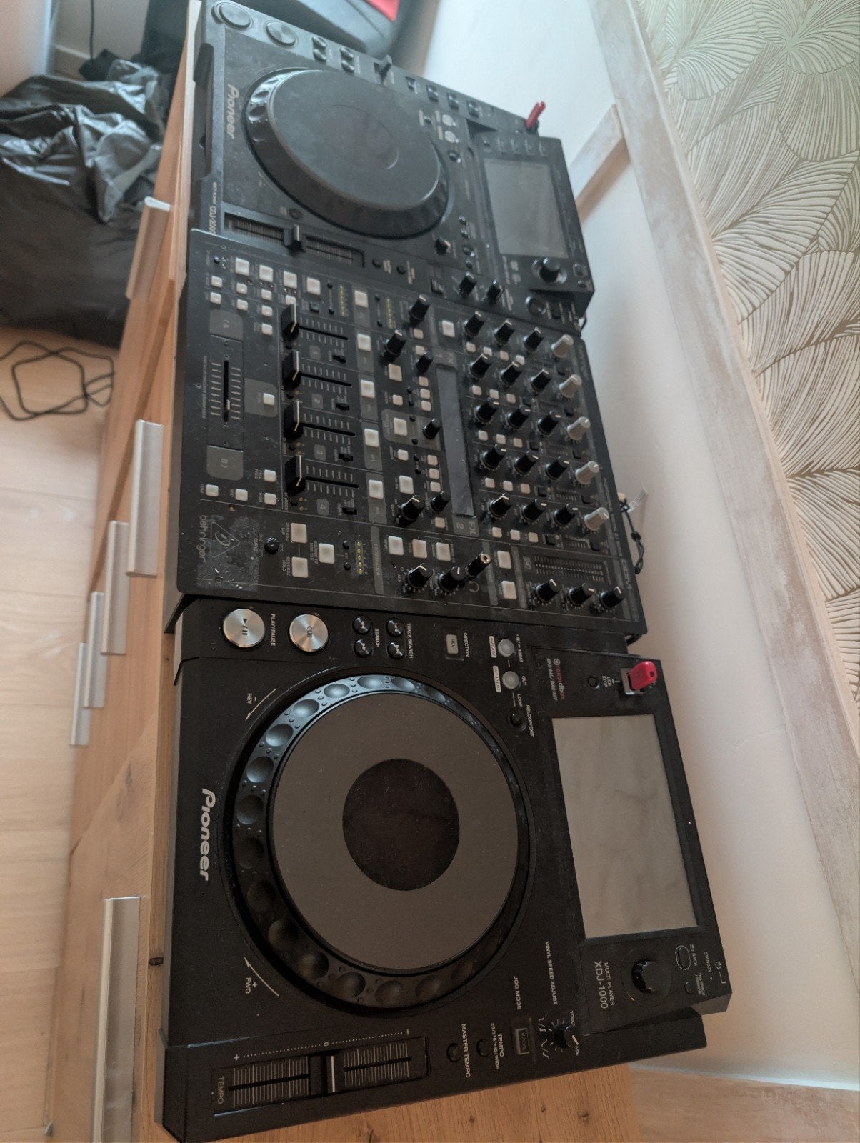 Pack DJ Pioneer CDJ-2000 + XDJ-1000 + Behringer DDM4000, Enlèvement, Comme neuf, DJ-Set, Pioneer