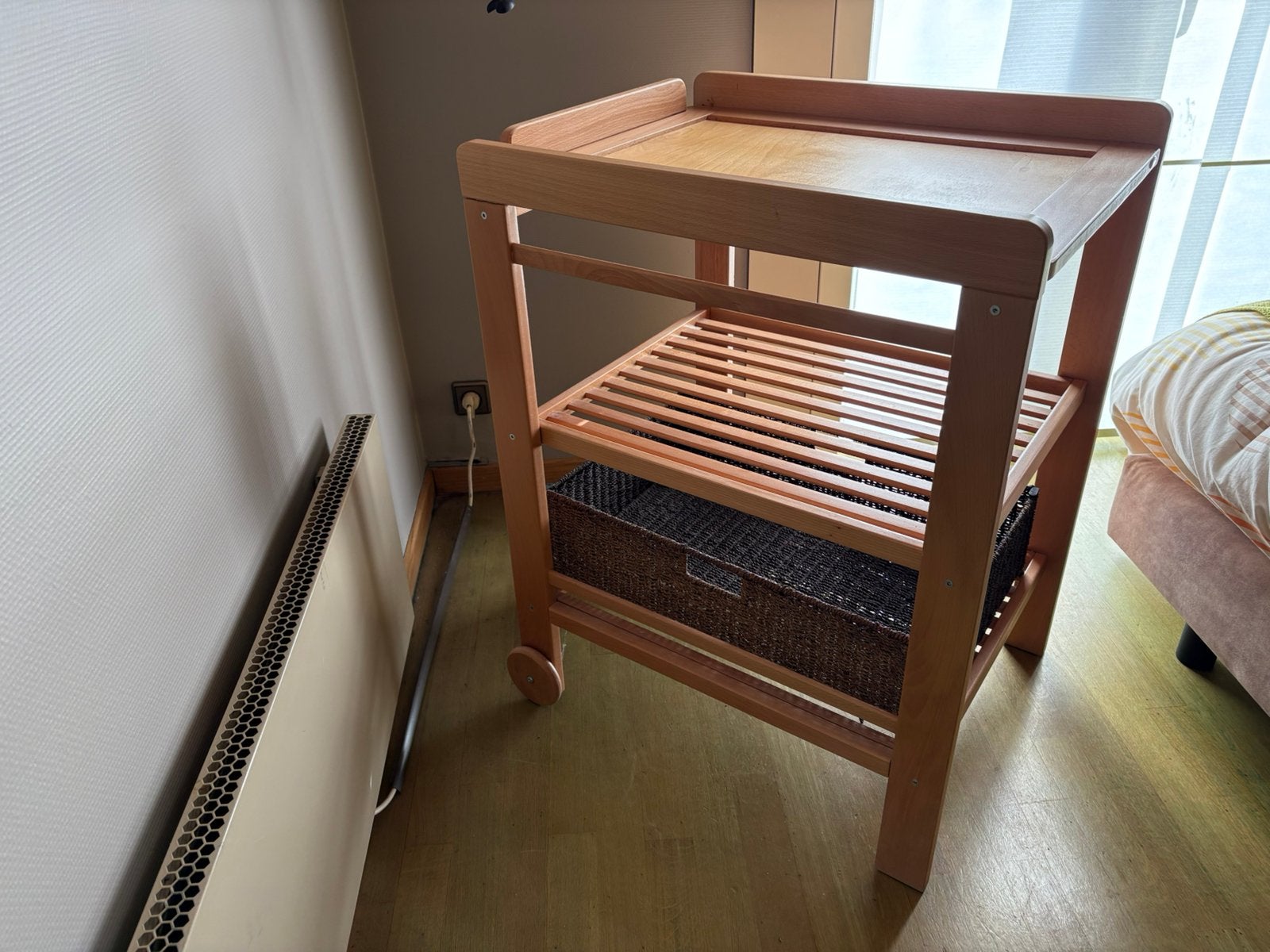 Verzorgingstafel baby 60b-74d-90h, Kinderen en Baby's, Badjes en Verzorging, Ophalen, Zo goed als nieuw