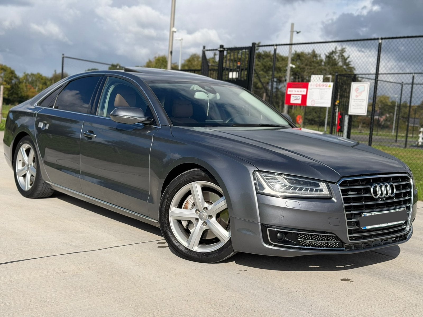 Audi A8 3.0 TDi V6 Quattro Tiptronic FaceLift * Model, Auto's, Euro 6, https://public.car-pass.be/vhr/4f173230-5b01-482d-b34c-f22719366de1