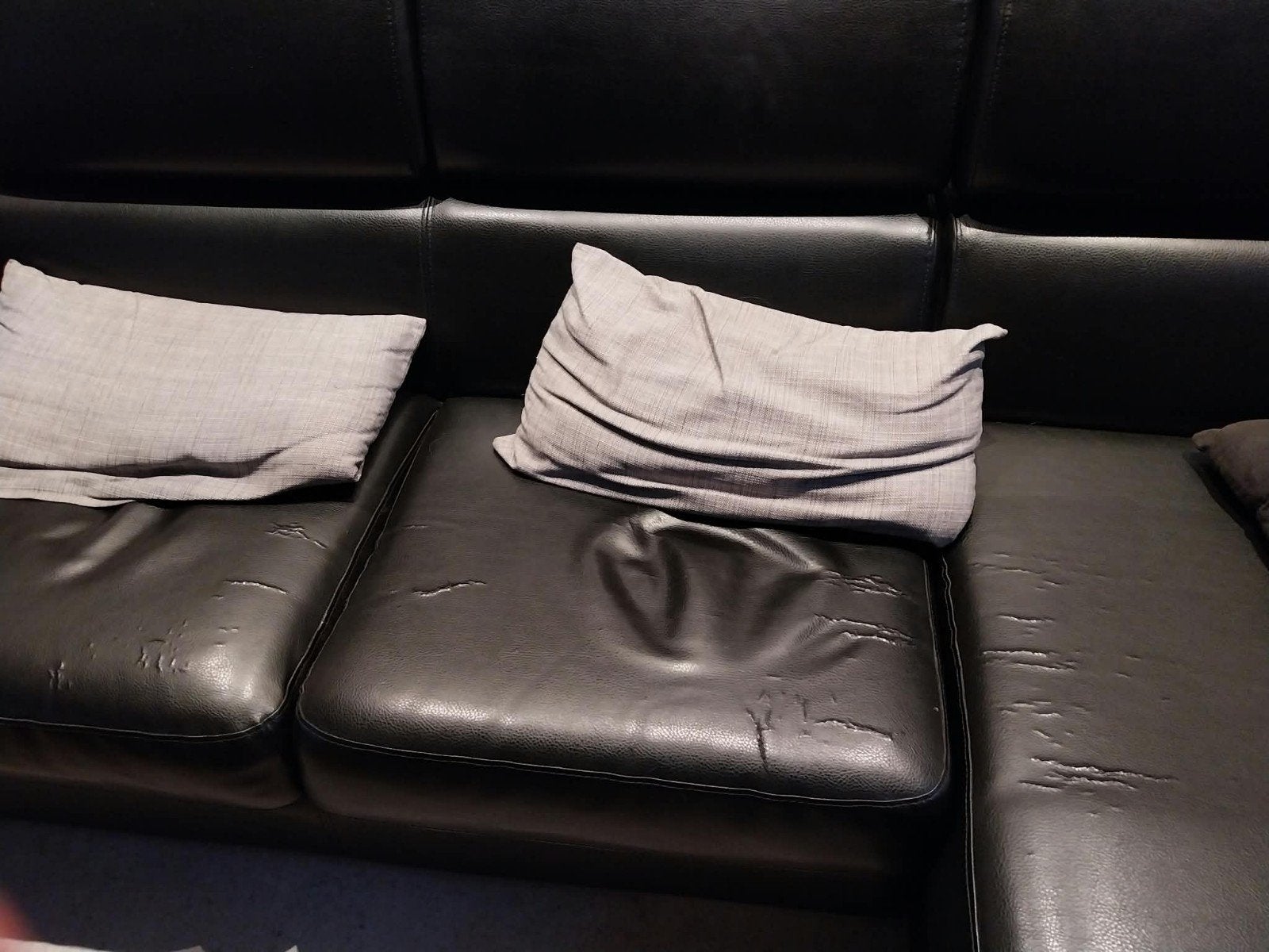 Gratis sofa met kleine gebruikssporen, Huis en Inrichting, Ophalen, Gebruikt, Kunststof