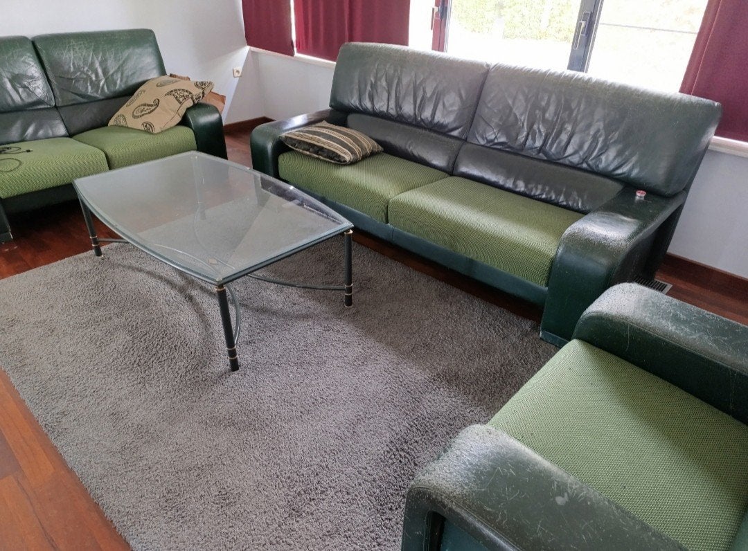 Gratis Salon, salontafel en tapijt te Oudsbergen, Huis en Inrichting, Ophalen, Gebruikt