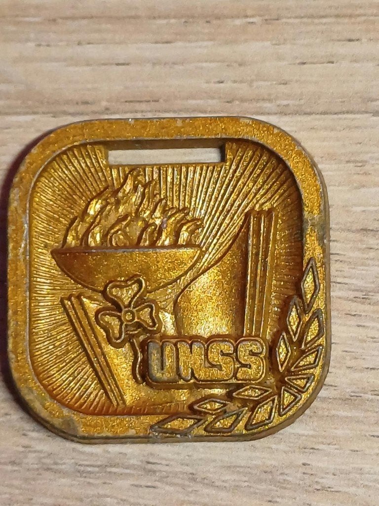 Ancienne Médaille Sportive UNSS – Fabricant Decat Paris  80, Envoi
