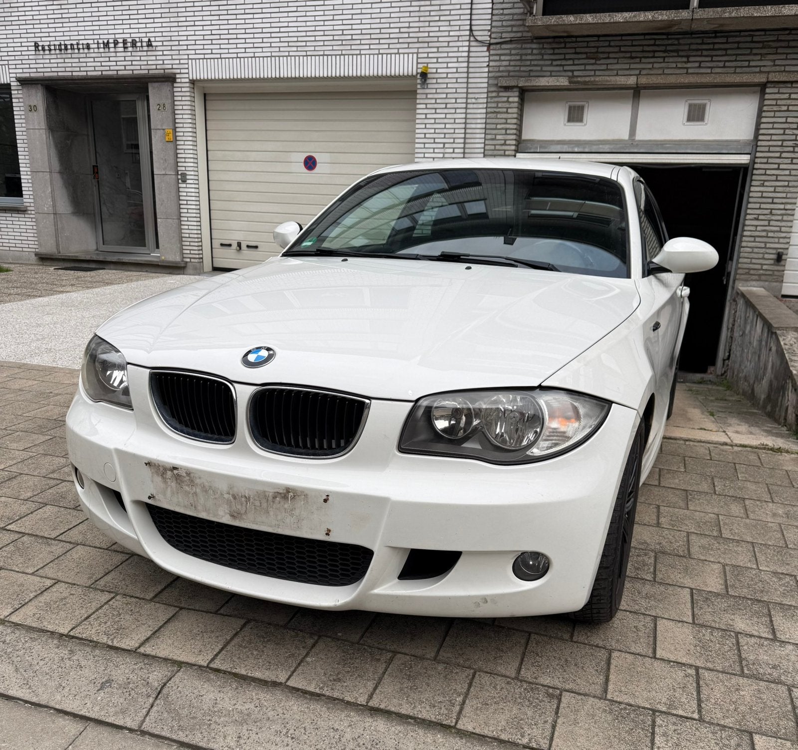 Bmw 116i M-pakket, Autos, Achat, Boîte manuelle, Noir, Système Start/Stop